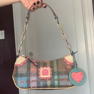 Dooney & Bourke Black Rainbow Plaid Handbag 💕🖤